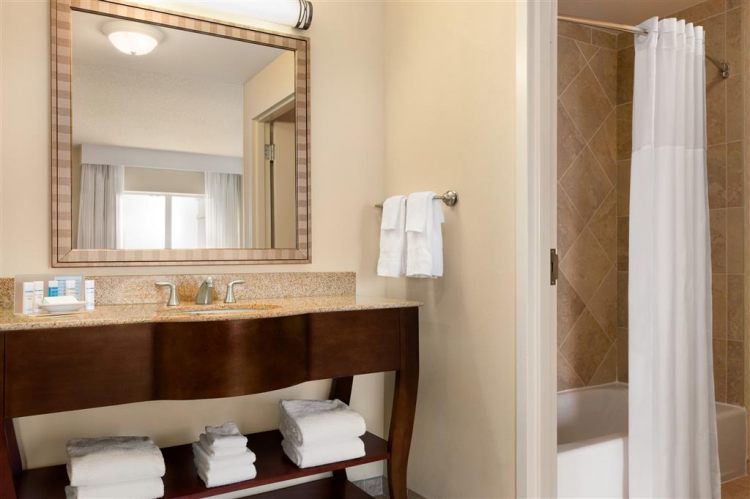 Hampton Inn & Suites Washington-Dulles International Airport , DC 20166 near Washington Dulles International Airport View Point 29